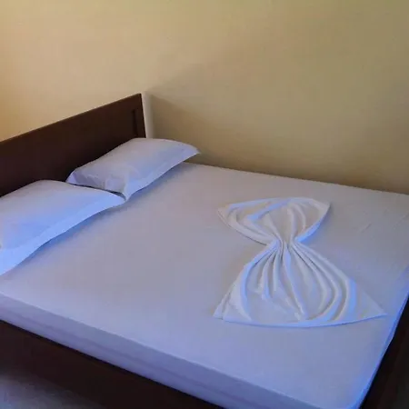 Kompleksi Turistik Edir Hotel Orikum