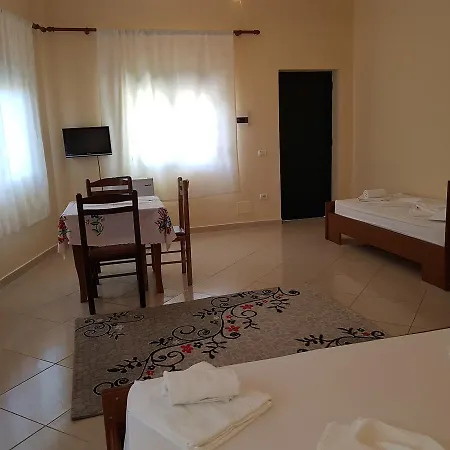 Kompleksi Turistik Edir Hotel *