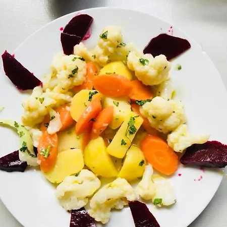 Kompleksi Turistik Edir Hotel *