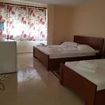 מלון Kompleksi Turistik Edir אוריקום