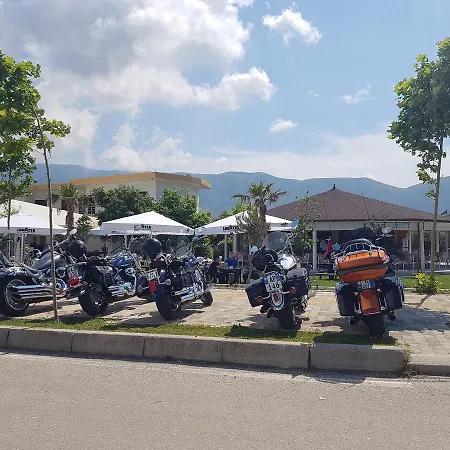 Kompleksi Turistik Edir Bashkia e Orikumit