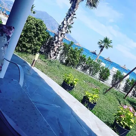 Kompleksi Turistik Edir Szálloda *