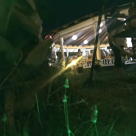 Kompleksi Turistik Edir מלון אוריקום
