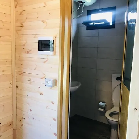 Szálloda Kompleksi Turistik Edir *