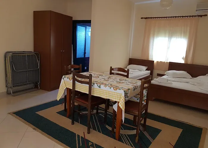 Kompleksi Turistik Edir Hotell *