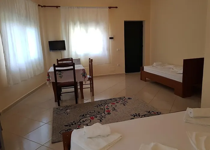 Kompleksi Turistik Edir Hotel *