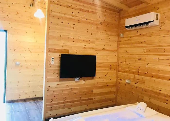 Hotel Kompleksi Turistik Edir Orikum